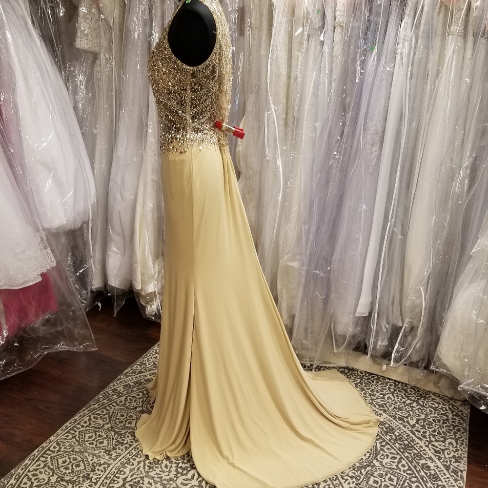 SOLD Light Gold Jersey Gown - Picture 3 of 7
